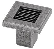 Bouton STOCKHOLM carré zamak Argent vieilli mat